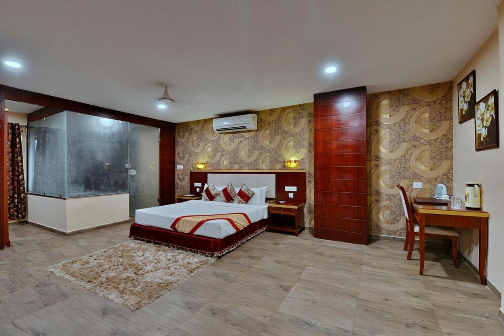 Hotel Silver Oak Bilaspur  Ngoại thất bức ảnh