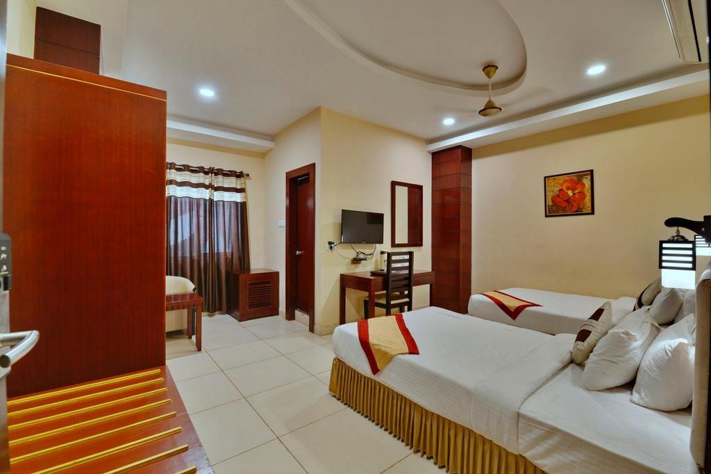 Hotel Silver Oak Bilaspur  Ngoại thất bức ảnh