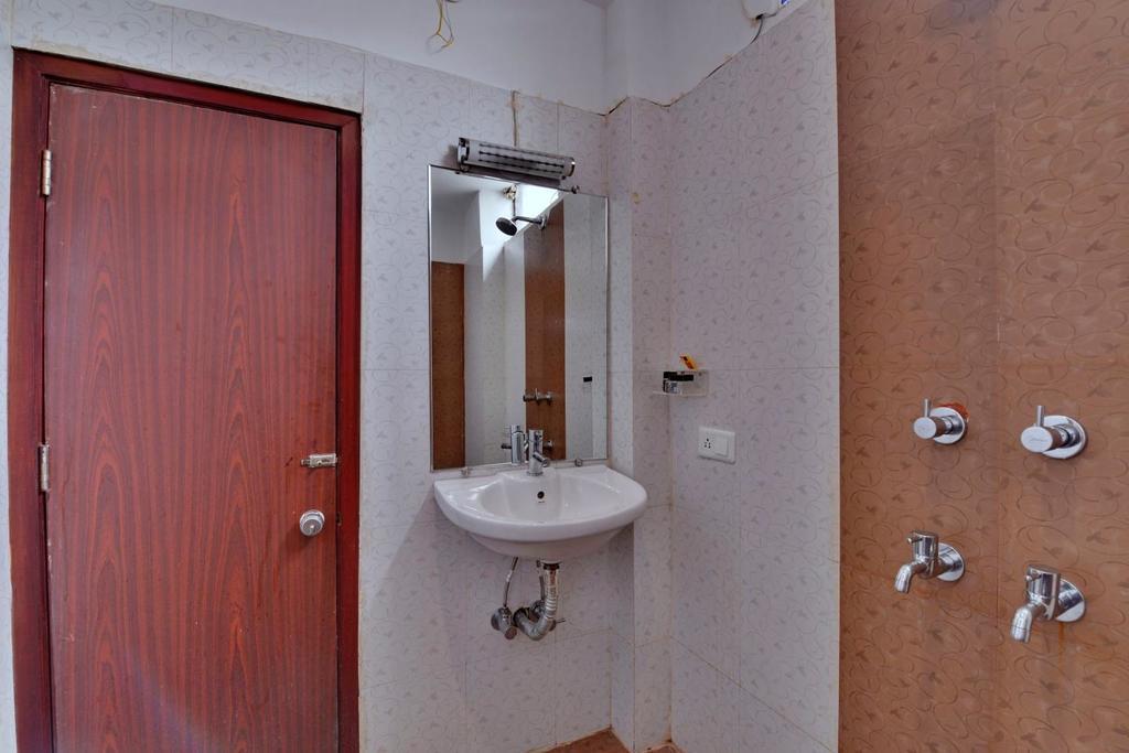 Hotel Silver Oak Bilaspur  Ngoại thất bức ảnh